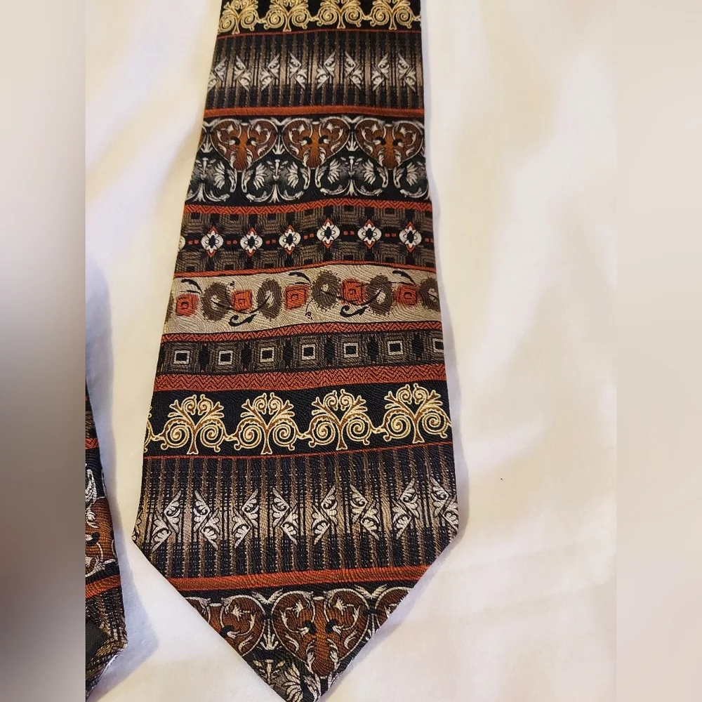 Arden Cravats 100% Silk Multicolor Patterned Tie
